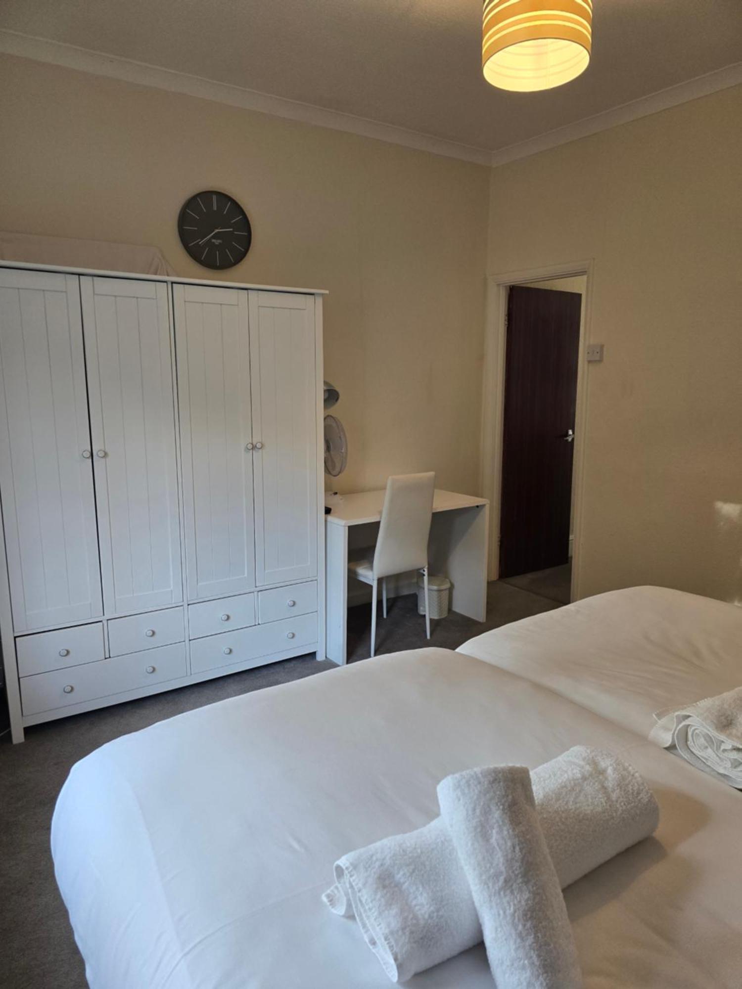 14B Malden Apartman Watford Kültér fotó